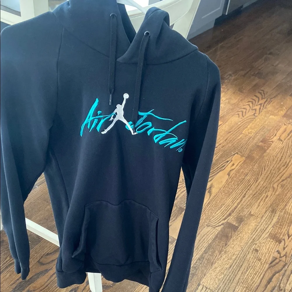 Air Jordan Black Hoodie Men’s/Women’s Size Small | Nike Jordan Pullover